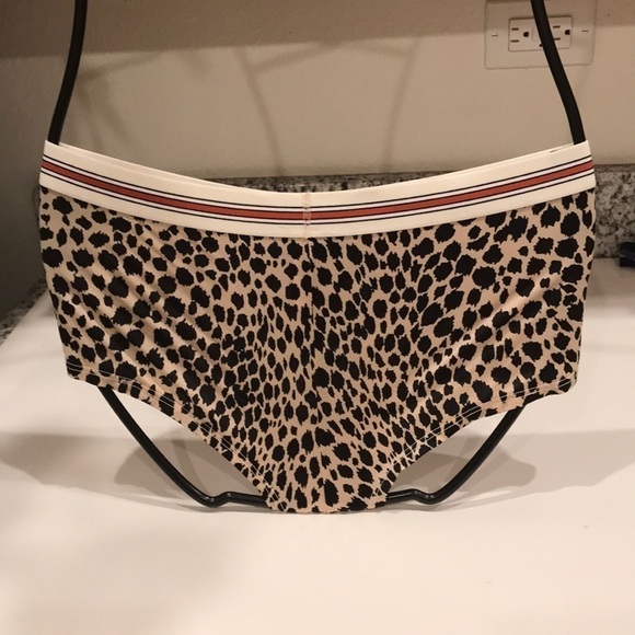 💖 Victoria’s Secret Shortie Panty - Picture 3 of 4